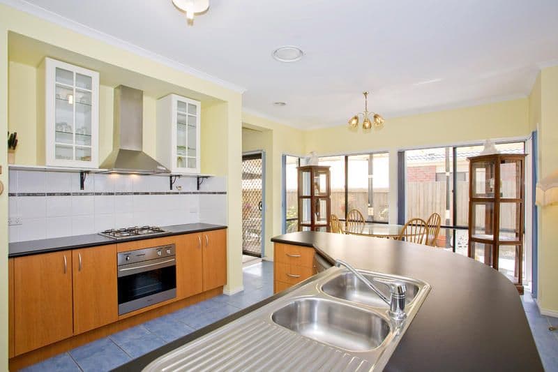 16 Cormican Place, LOVELY BANKS VIC 3221, Lovely Banks - Thumbnail 3