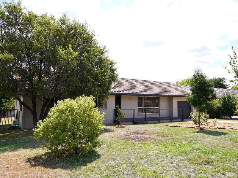 28 Newcombe Street, Cowra NSW 2794, Cowra - Image 1