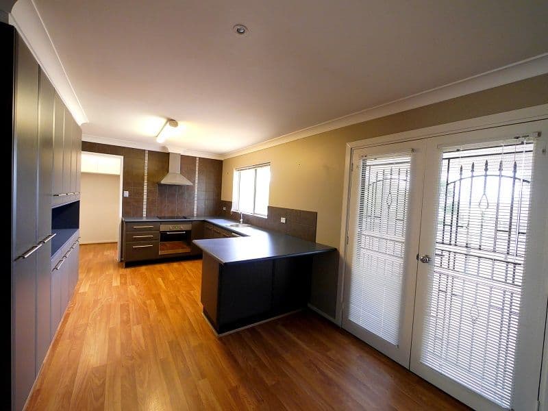 28 Newcombe Street, Cowra NSW 2794, Cowra - Thumbnail 4