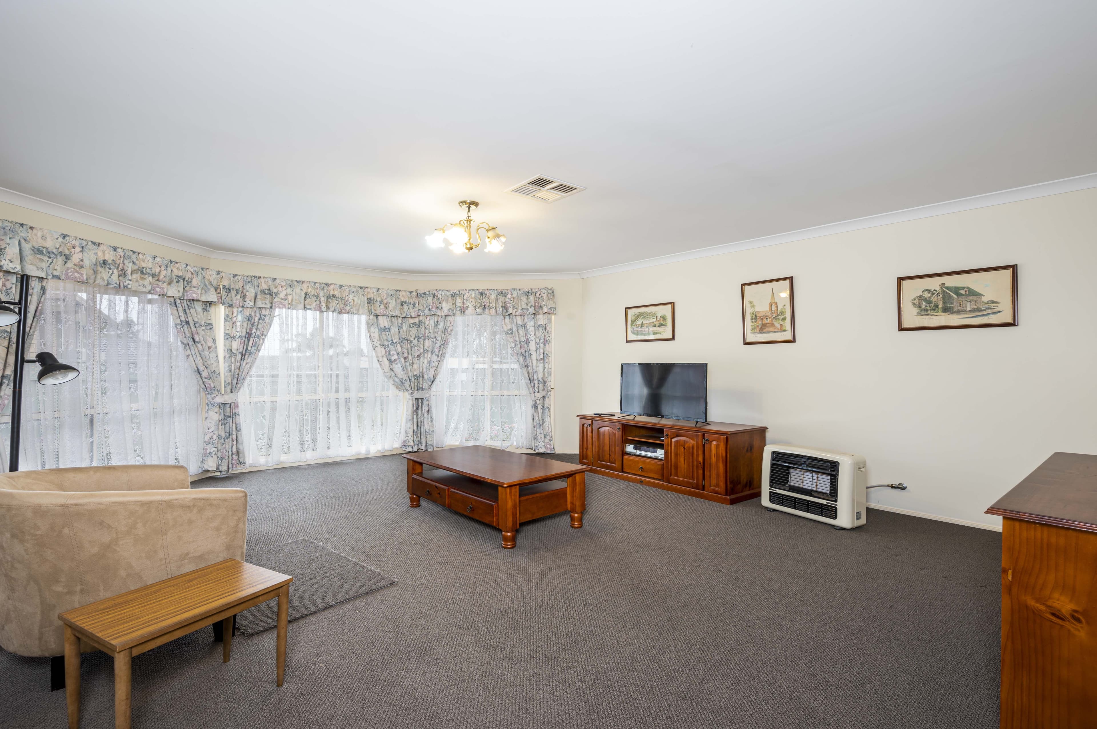 32 Struan Street, Tahmoor NSW 2573, Tahmoor - Thumbnail 5