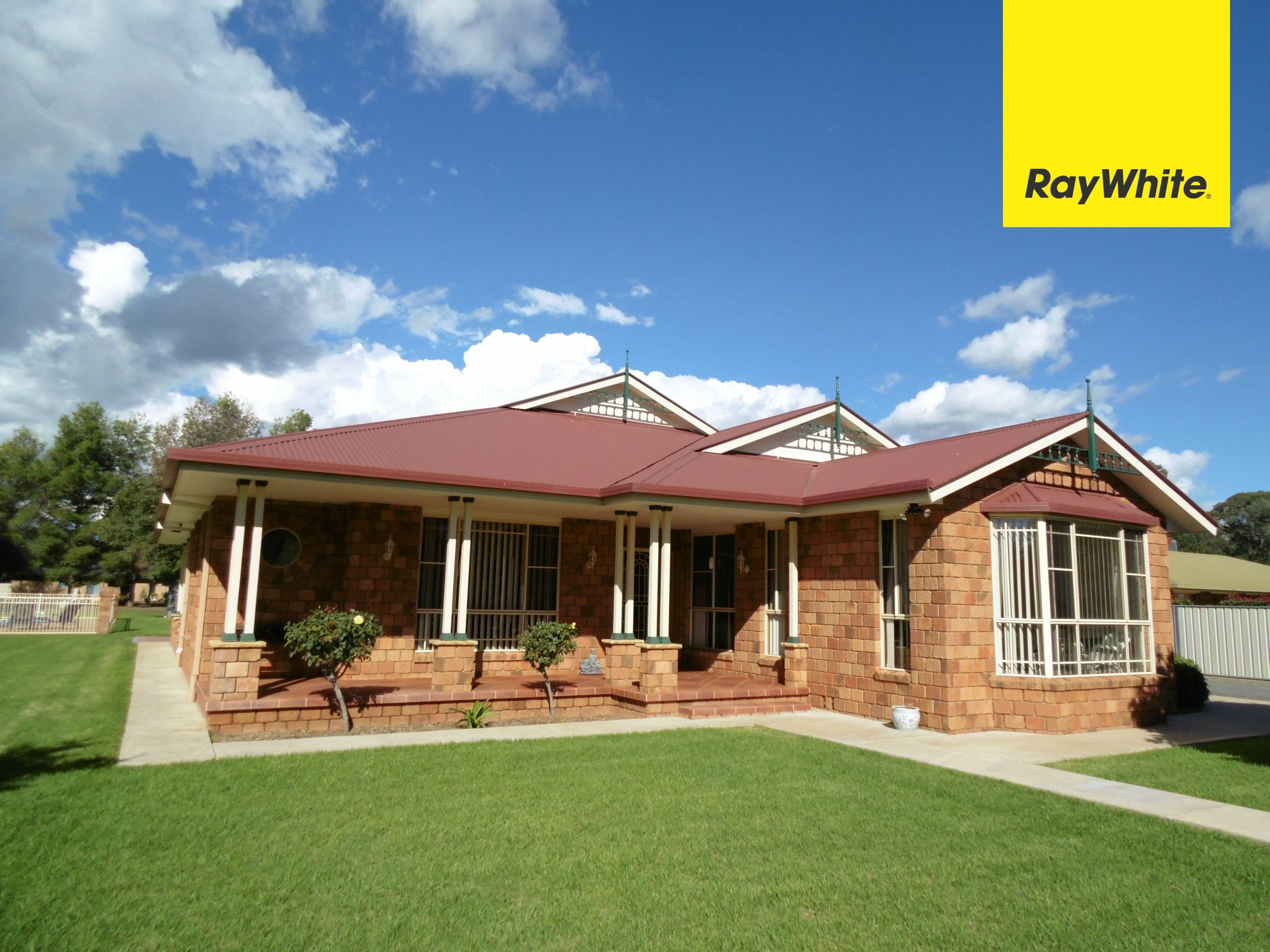 6 Coolabah Drive, Parkes - Image 1