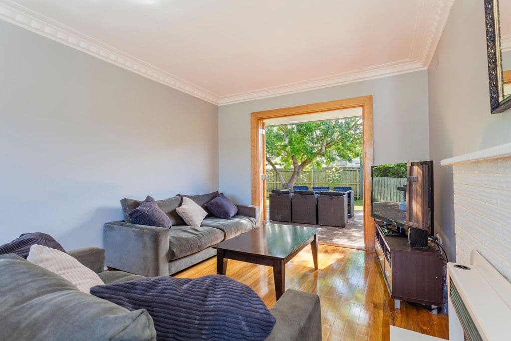 29 Heytesbury Street, HERNE HILL VIC 3218, Herne Hill - Thumbnail 2