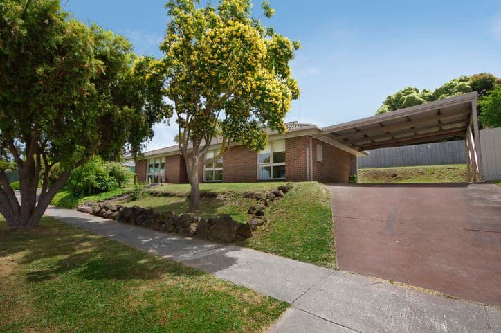 27 Olwen Avenue, BELMONT VIC 3216, Belmont - Image 1
