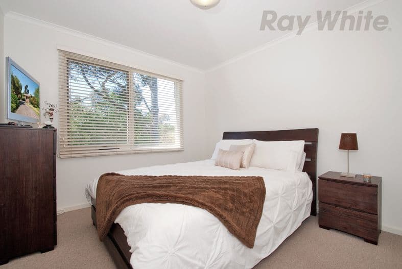 20 CLUBPOINT Drive, CHIRNSIDE PARK VIC 3116, Chirnside Park - Thumbnail 6