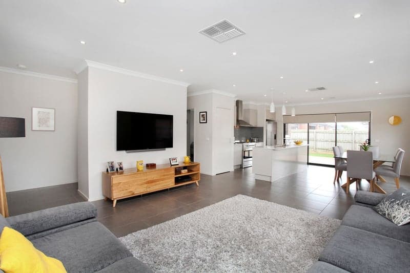 8 Wedderburn Avenue, Eynesbury - Thumbnail 4