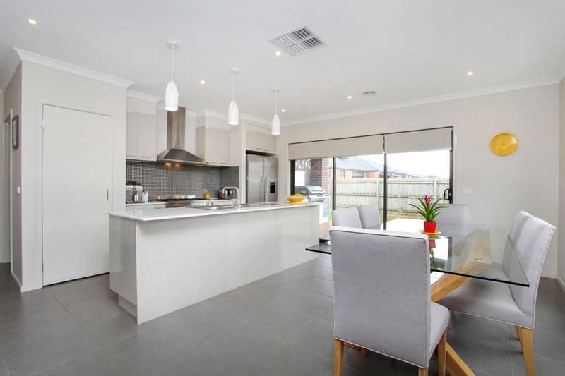 8 Wedderburn Avenue, Eynesbury - Thumbnail 7