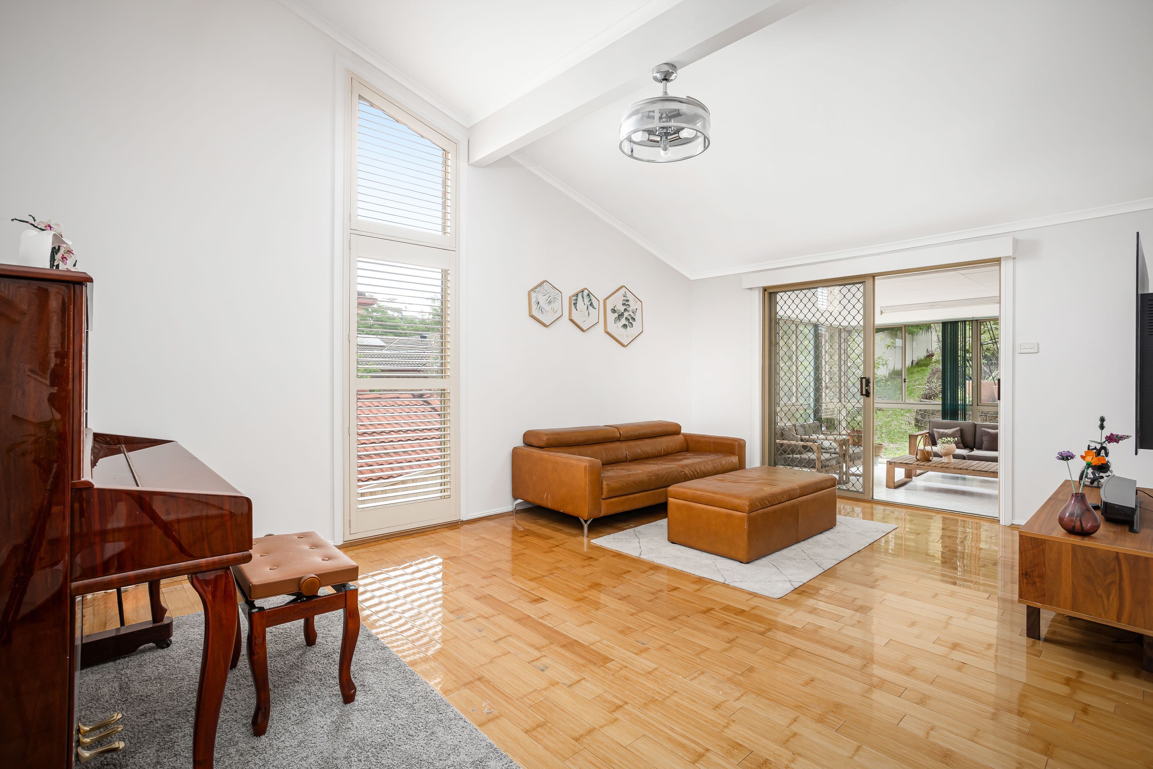 16 Cole Avenue, Baulkham Hills NSW 2153, Baulkham Hills - Thumbnail 5