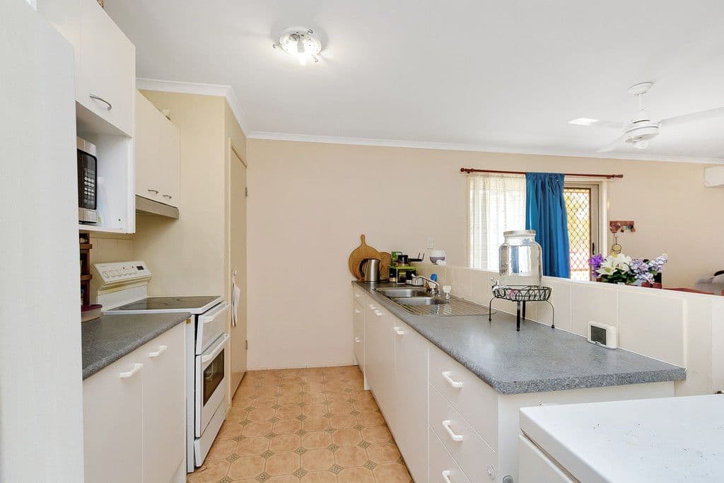16 Palma Rosa Drive, Wulkuraka QLD 4305, Wulkuraka - Thumbnail 5
