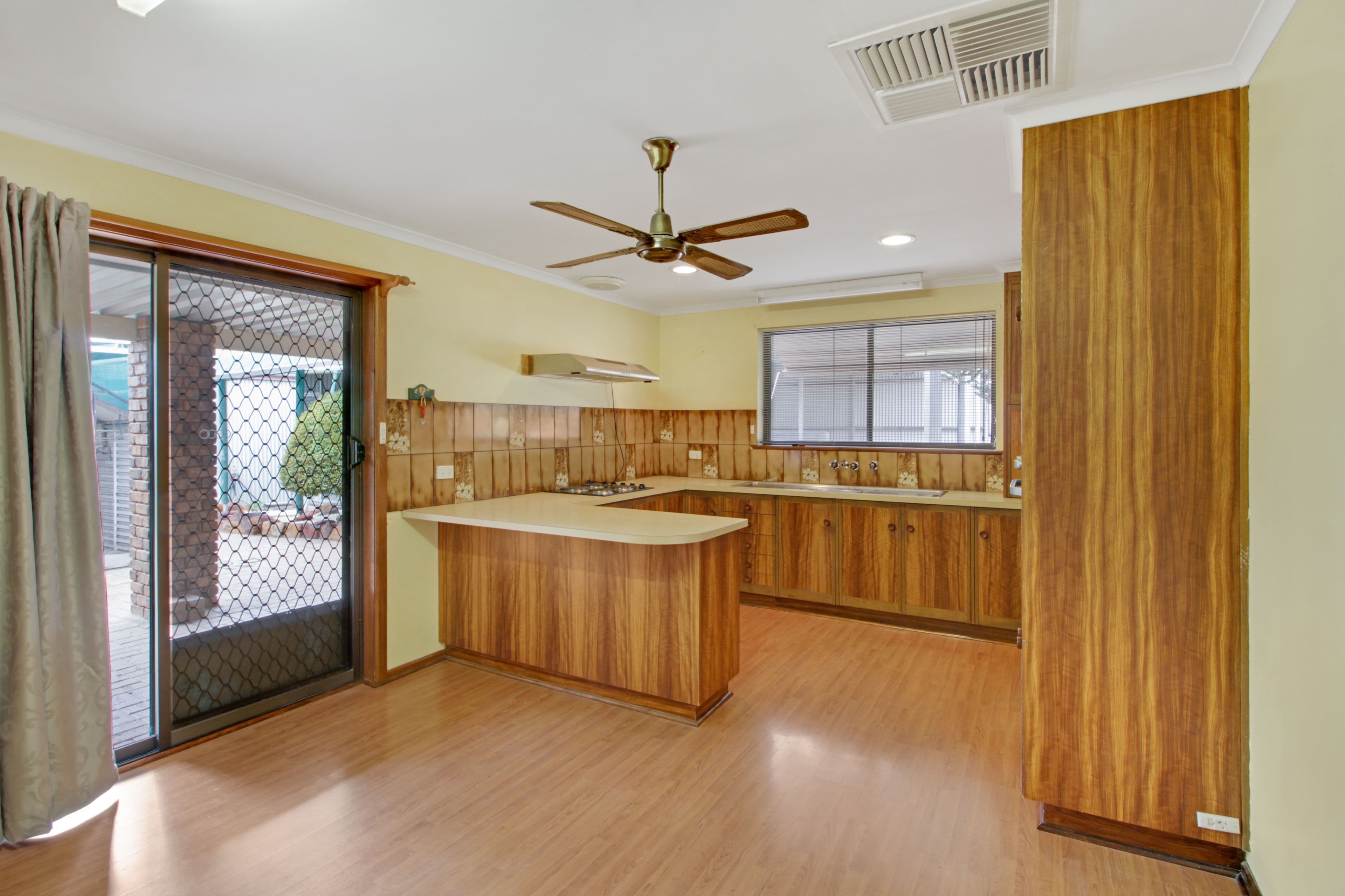 392 Ral Ral Avenue, Renmark North SA 5341, Renmark North - Thumbnail 6