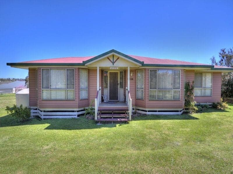 31 Lake Drive, Meringandan - Thumbnail 4