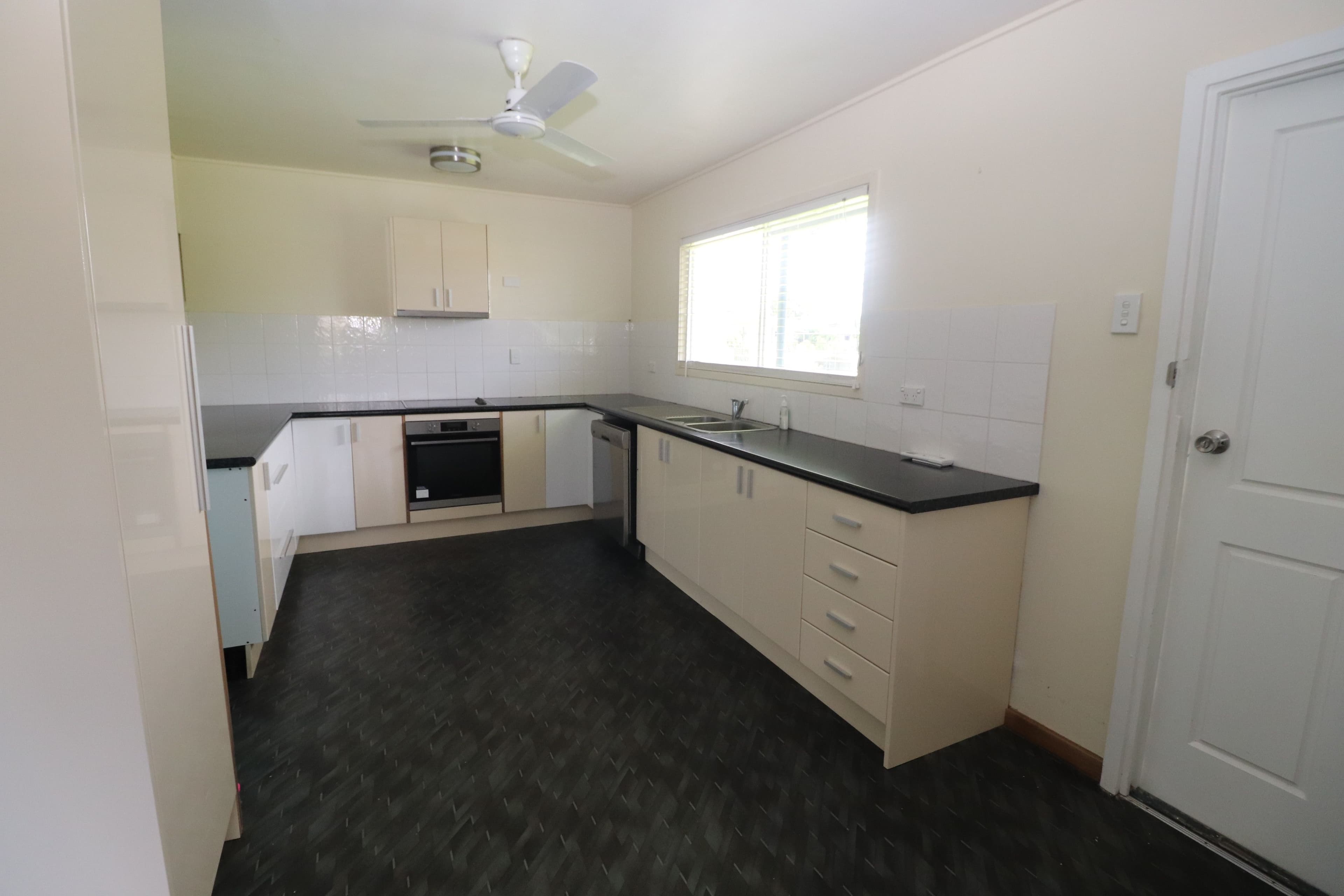 12 Gard Street, Ingham QLD 4850, Ingham - Thumbnail 2