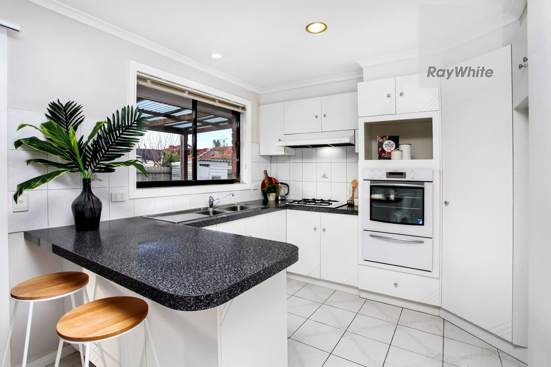 4 Zennor Court, Craigieburn VIC 3064, Craigieburn - Thumbnail 5