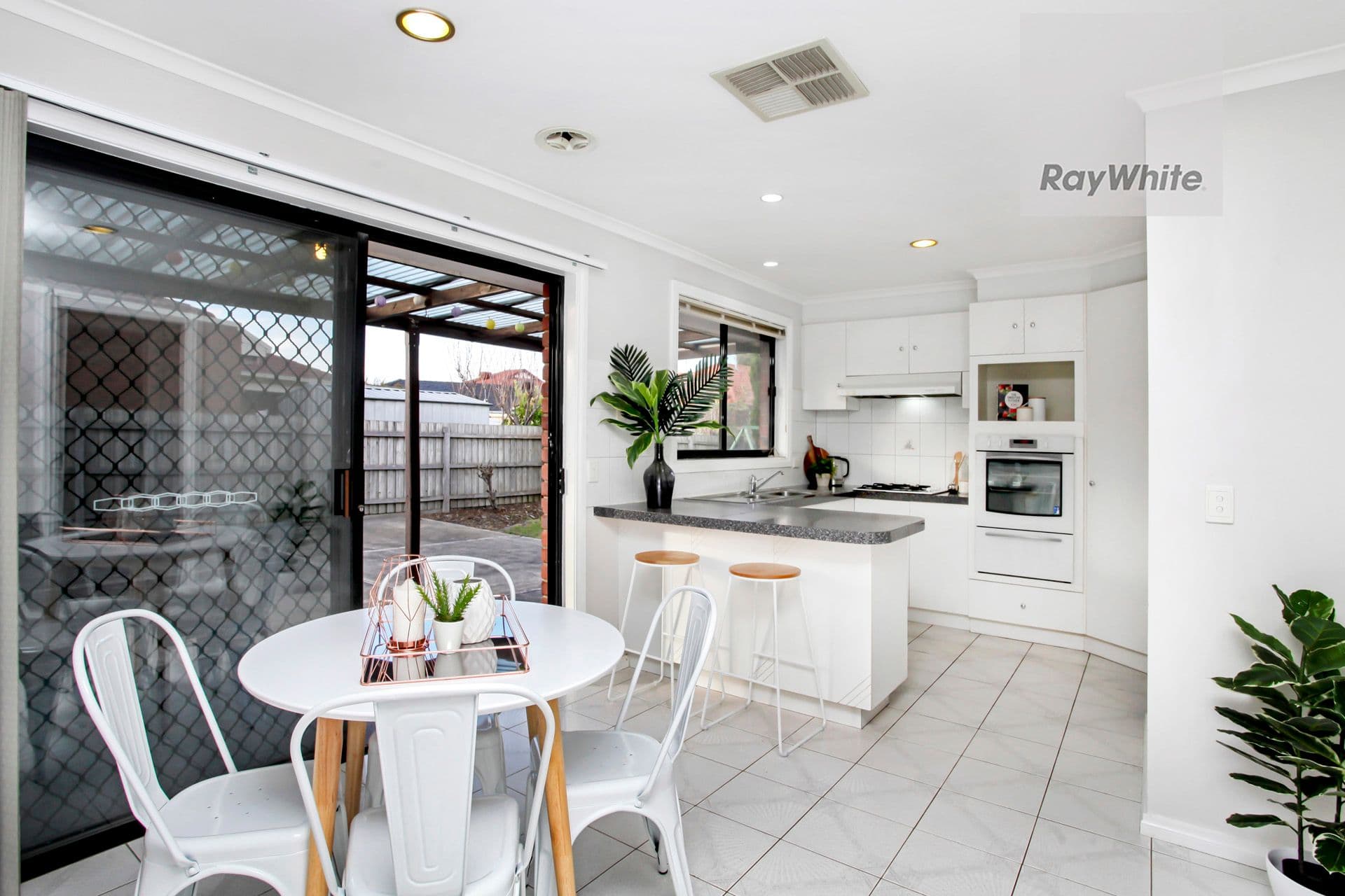 4 Zennor Court, Craigieburn VIC 3064, Craigieburn - Thumbnail 6