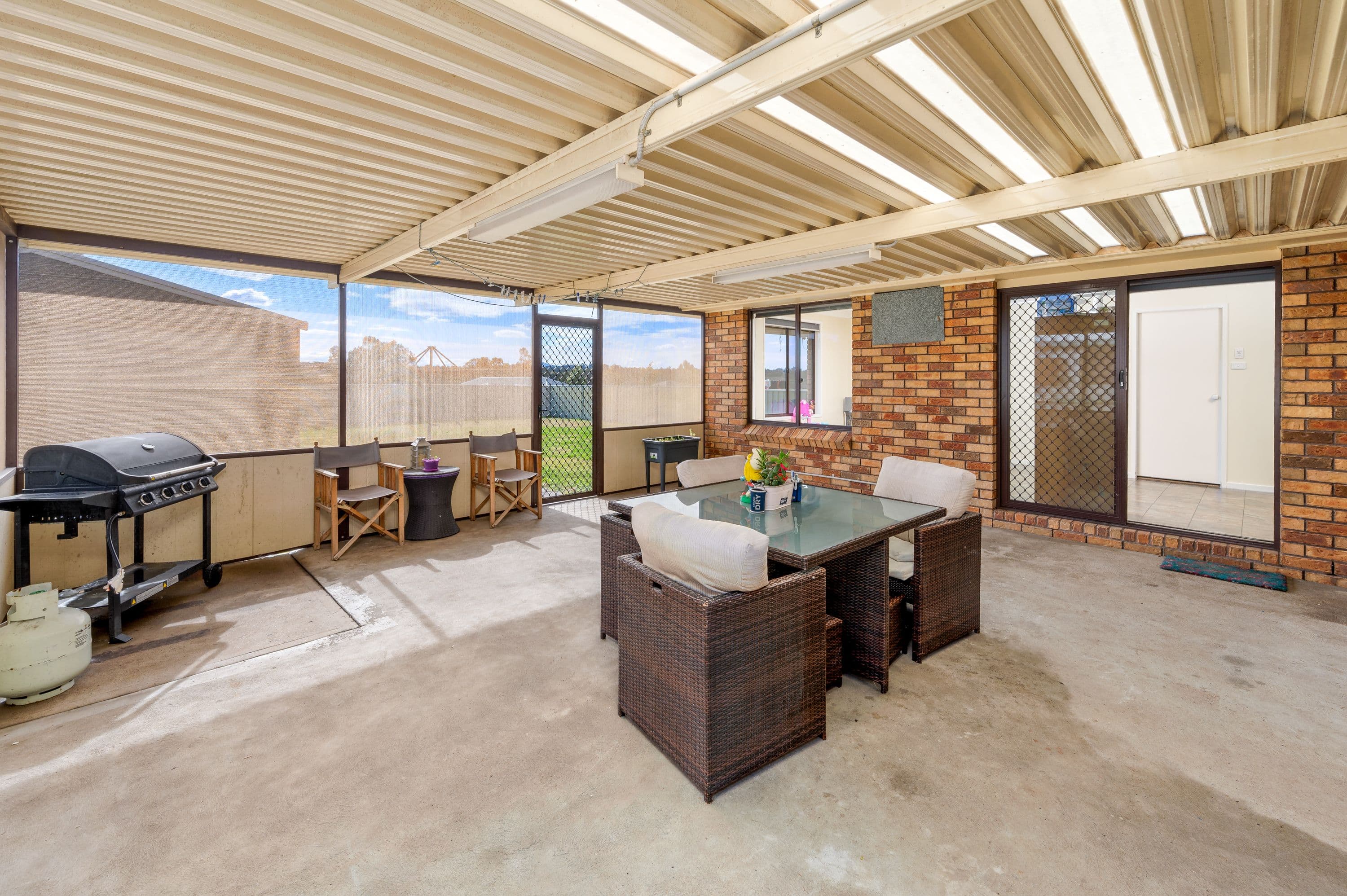 138 Gardner Circuit, Singleton Heights NSW 2330, Singleton Heights - Thumbnail 2
