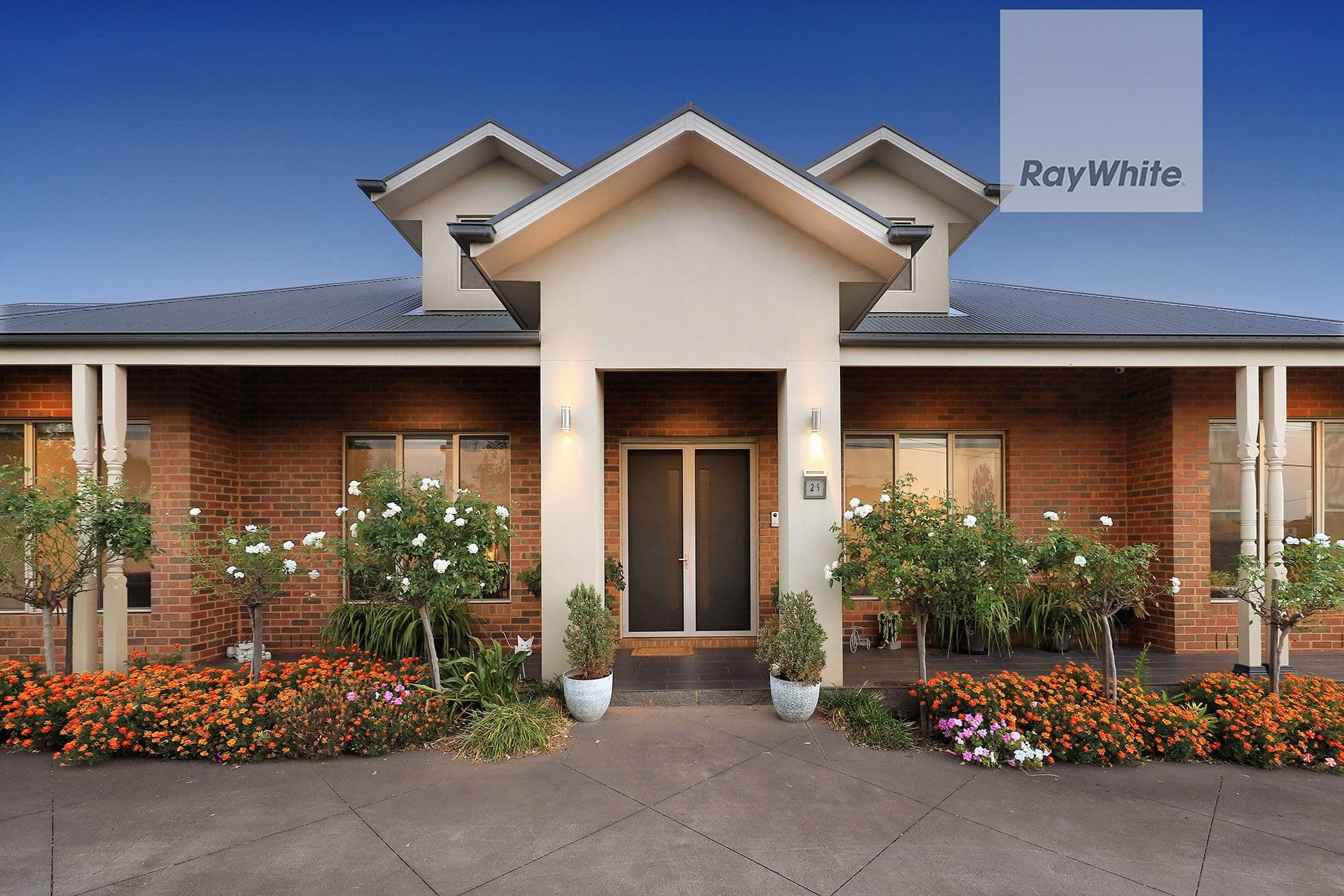 23 Hillcrest Drive, Westmeadows VIC 3049, Westmeadows - Thumbnail 2
