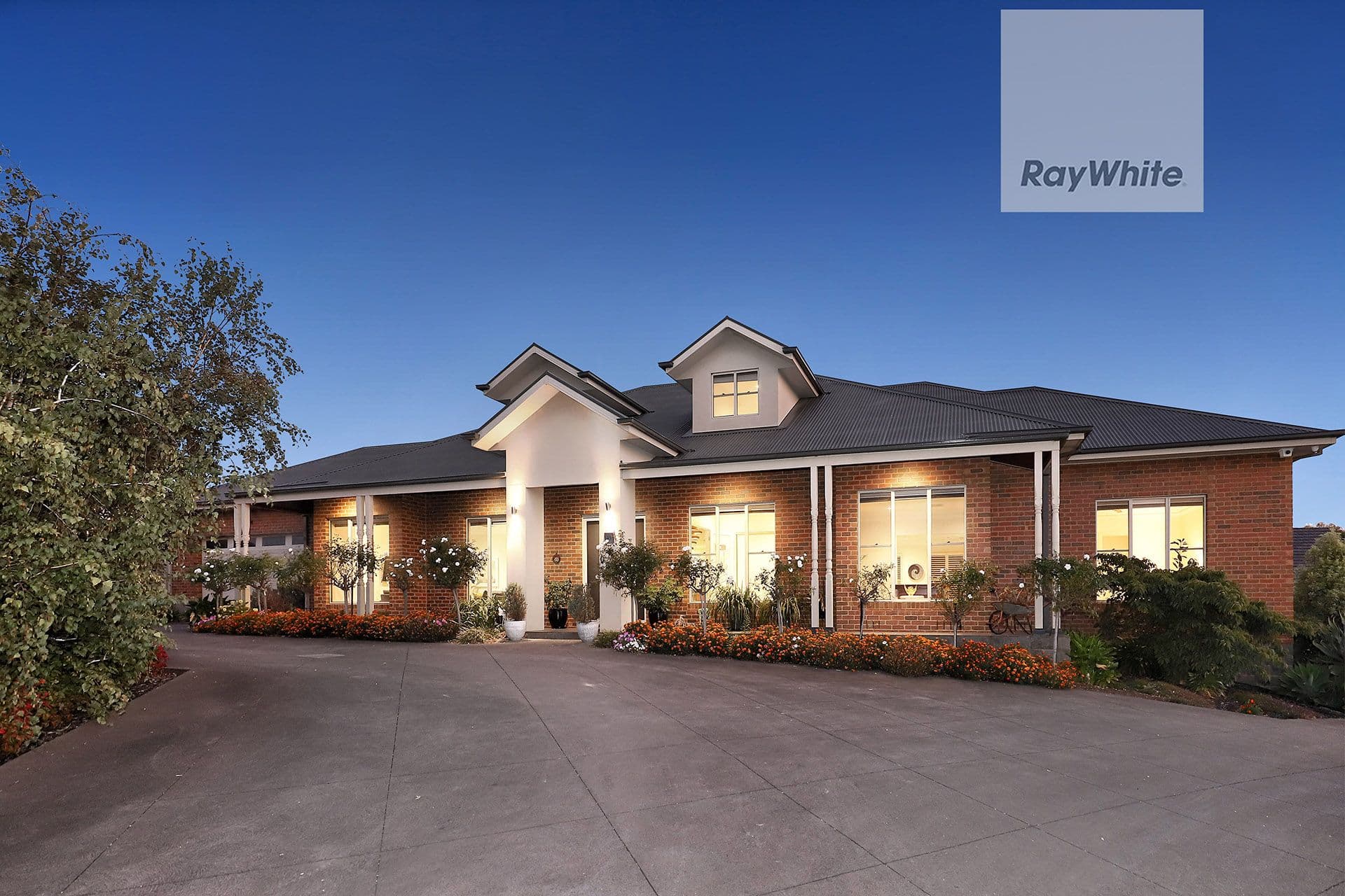 23 Hillcrest Drive, Westmeadows VIC 3049, Westmeadows - Thumbnail 3
