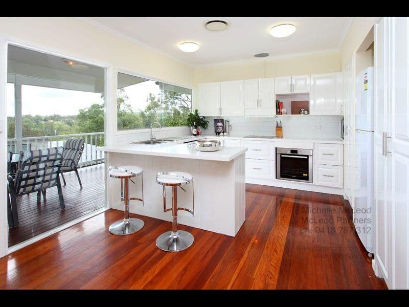 30 Pentlay Street, KENMORE QLD 4069, Kenmore - Thumbnail 3