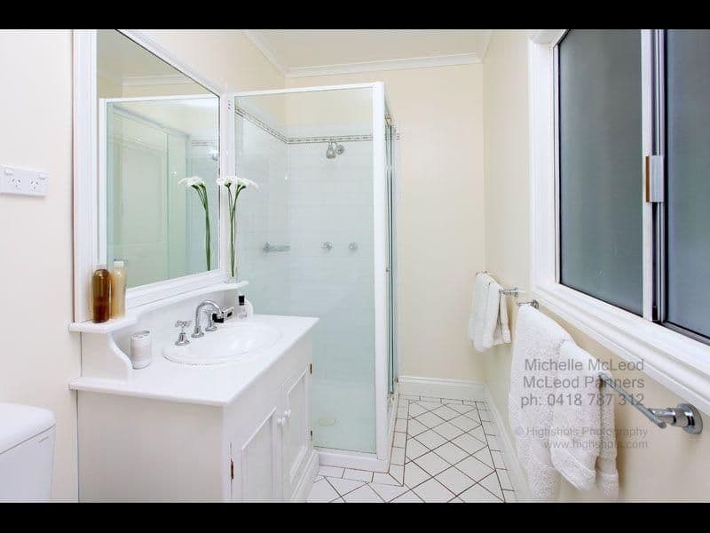 30 Pentlay Street, KENMORE QLD 4069, Kenmore - Thumbnail 7