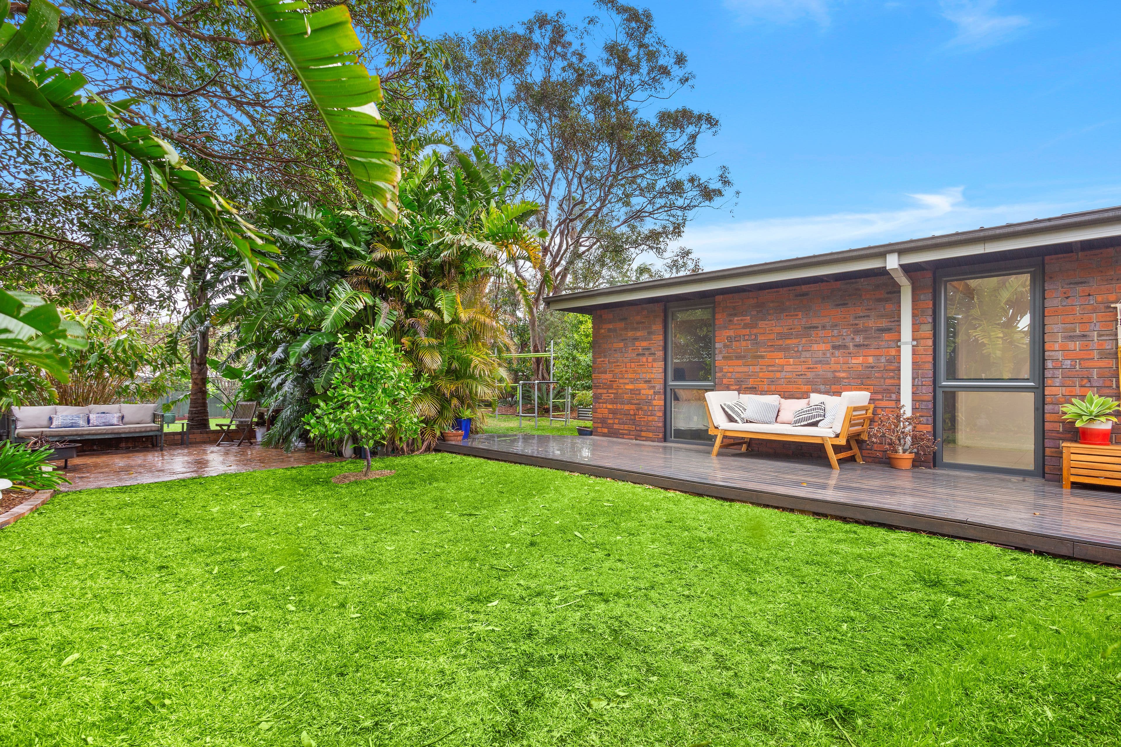27 Annesley Avenue, Stanwell Tops - Image 1