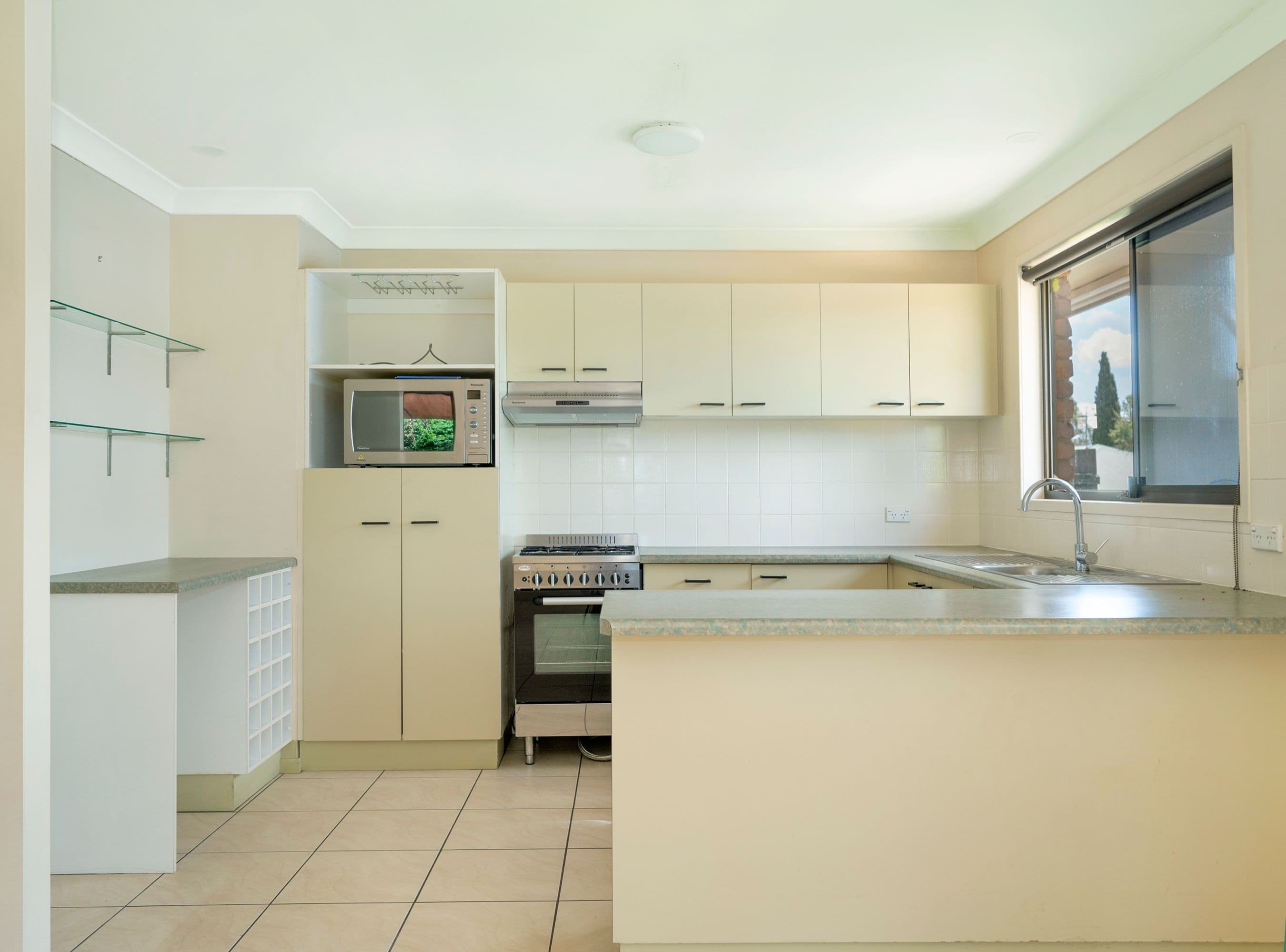 379 Stenner Street, Kearneys Spring QLD 4350, Kearneys Spring - Thumbnail 2
