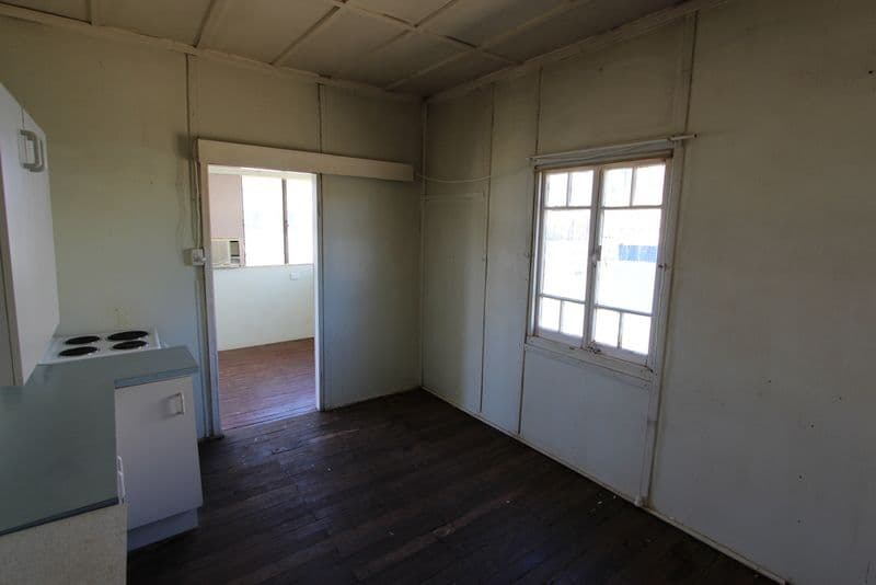 87 Watson Street, Charleville QLD 4470, Charleville - Thumbnail 8