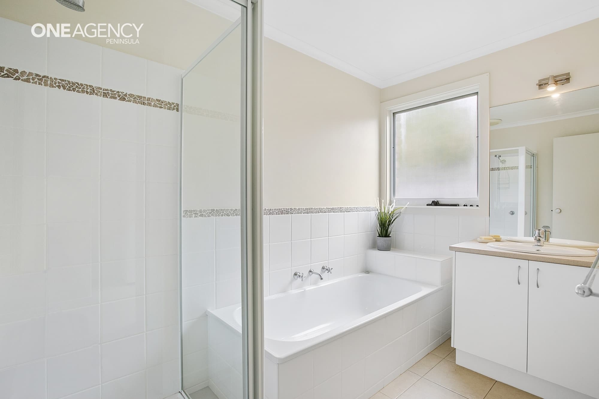 17 Applewood Rise, Somerville, Somerville - Thumbnail 8