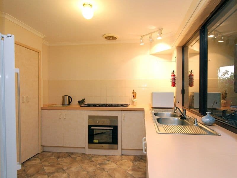 17 Cowra Street, Tanah Merah QLD 4128, Tanah Merah - Thumbnail 5