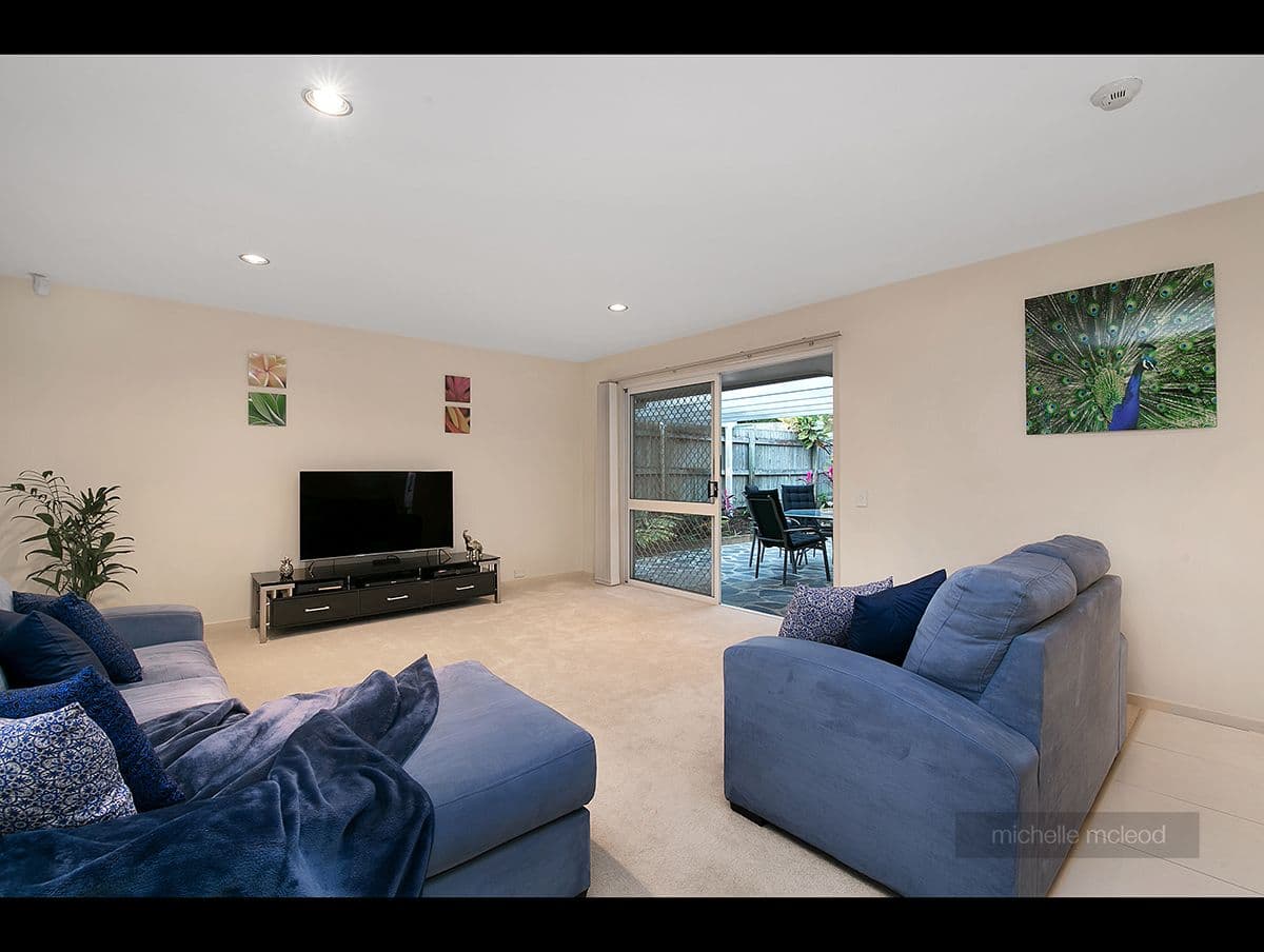 83 Greenford Street, Chapel Hill QLD 4069, Chapel Hill - Thumbnail 3