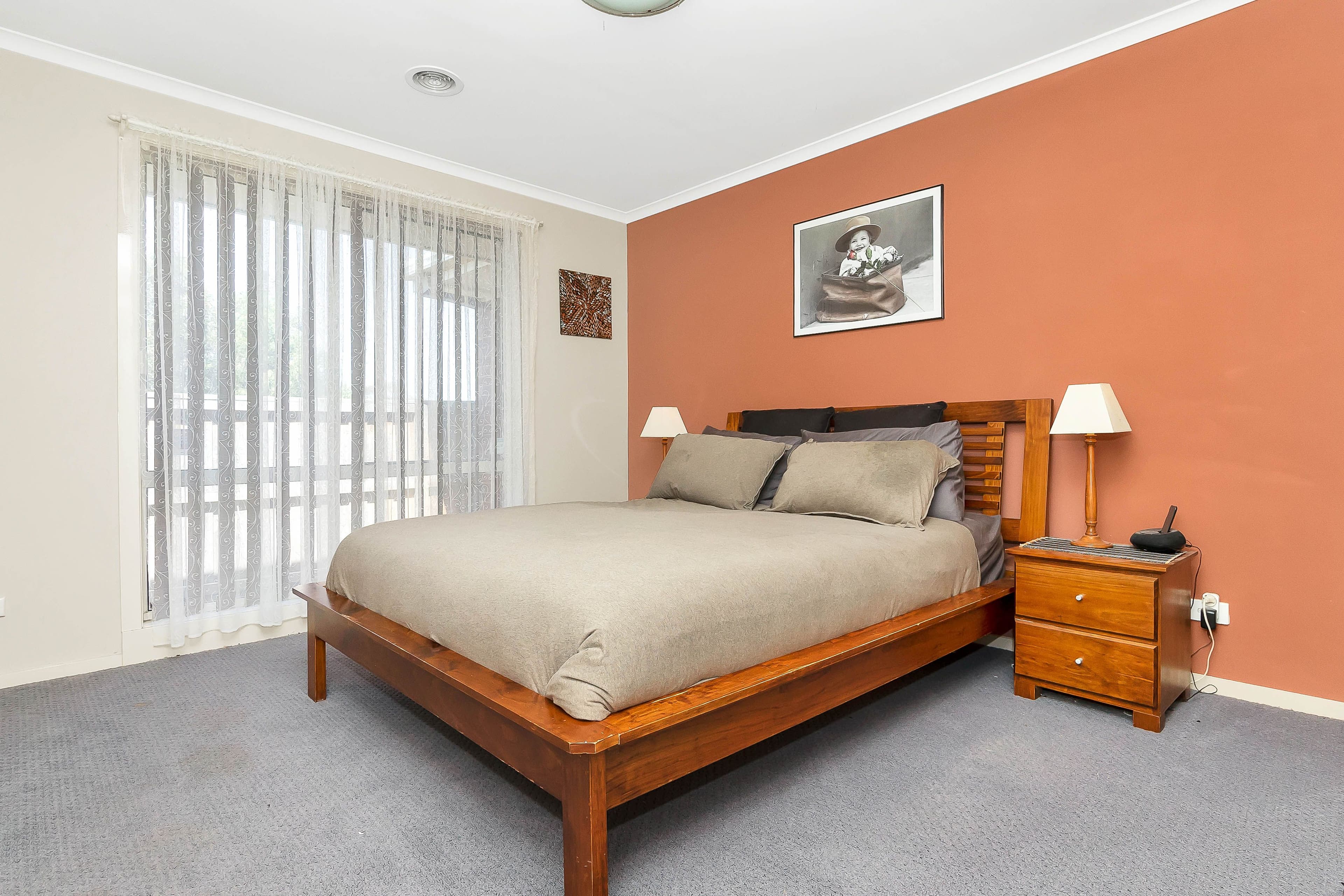35 Hawthorn Drive, Hoppers Crossing VIC 3029, Hoppers Crossing - Thumbnail 2