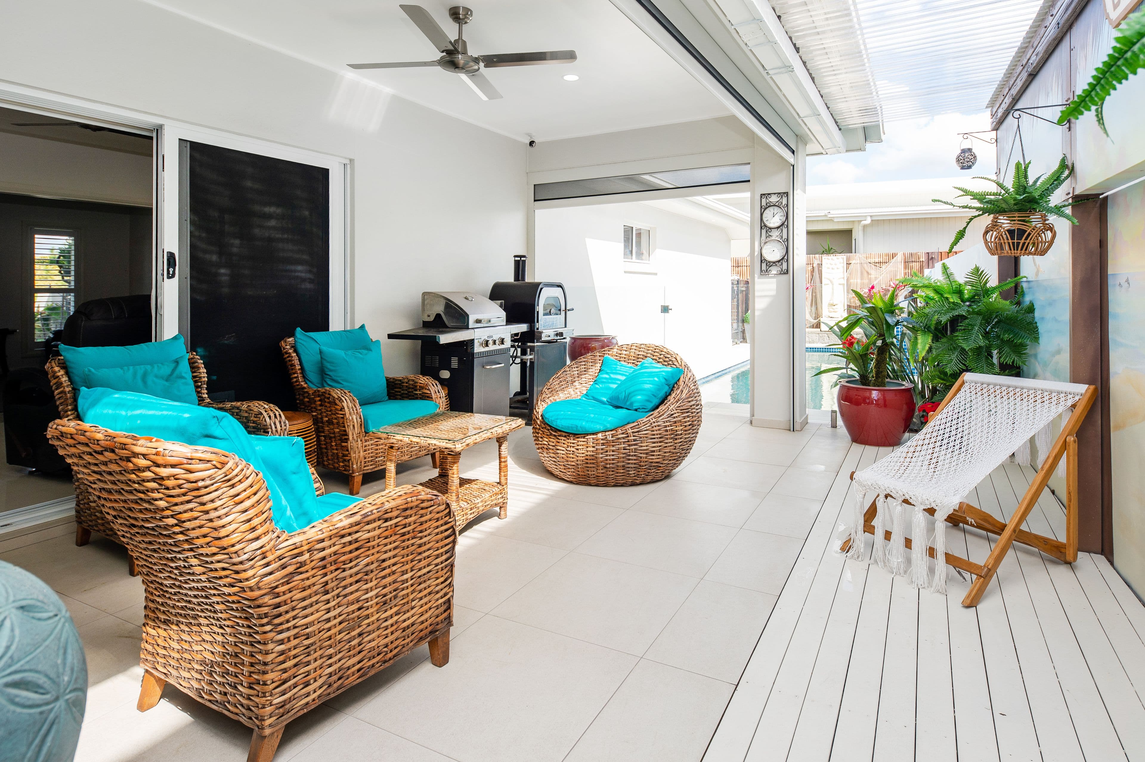 62 Grant Avenue, Hope Island QLD 4212, Hope Island - Thumbnail 4