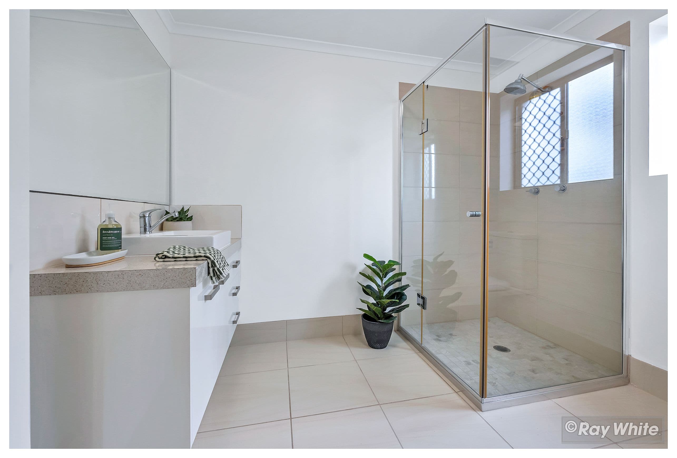 2 Brecknell Street, The Range QLD 4700, The Range - Thumbnail 8