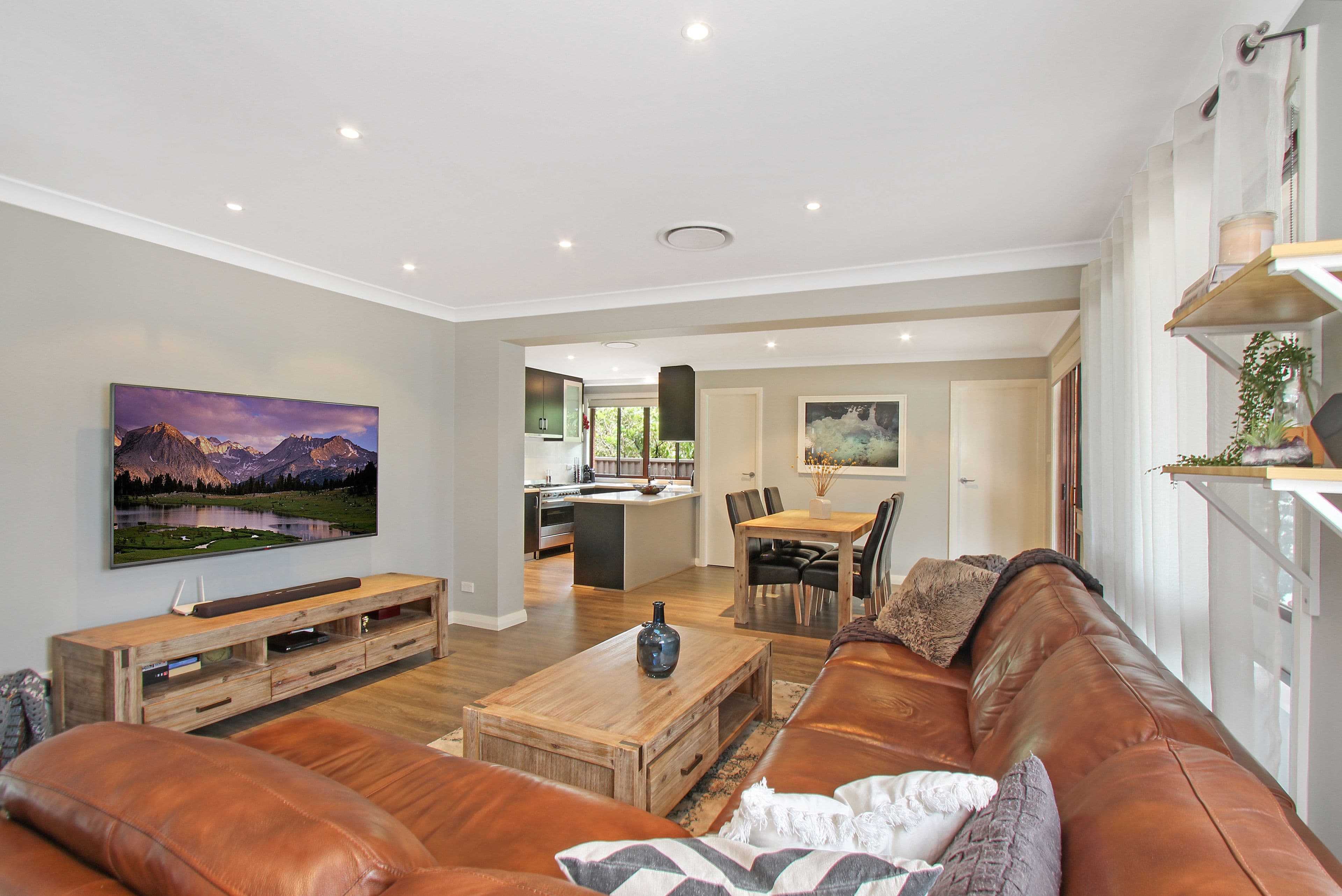 181 Prairie Vale Road, Bossley Park - Thumbnail 2