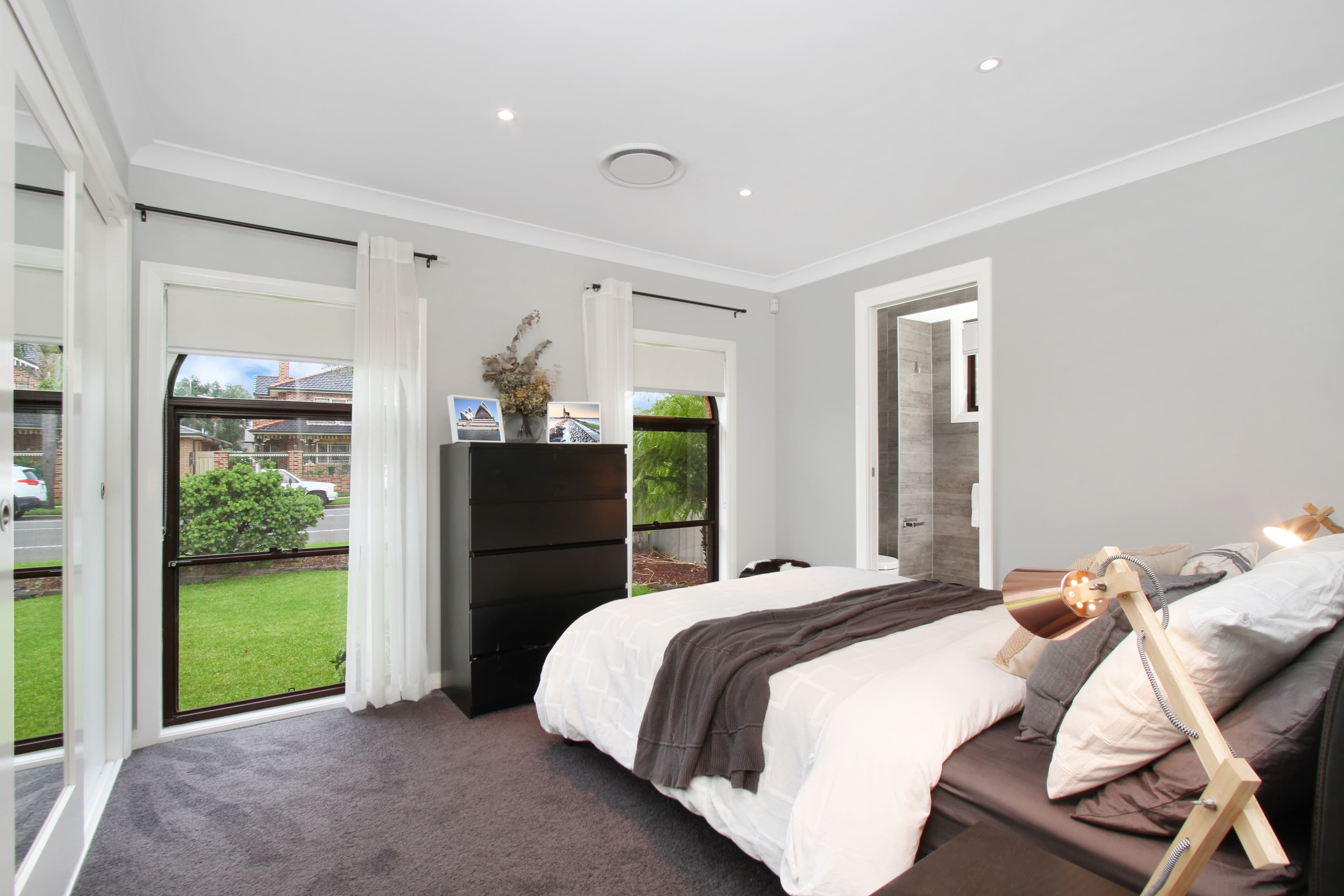 181 Prairie Vale Road, Bossley Park - Thumbnail 3