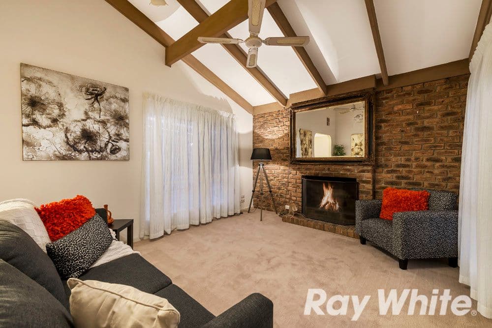 28 Blind Creek Lane, Wantirna South VIC 3152, Wantirna South - Thumbnail 2