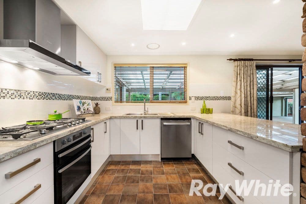 28 Blind Creek Lane, Wantirna South VIC 3152, Wantirna South - Thumbnail 4