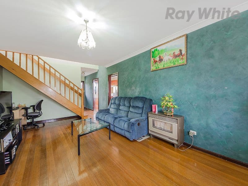 41 Chelmsford Crescent, St Albans VIC 3021, St Albans - Thumbnail 3