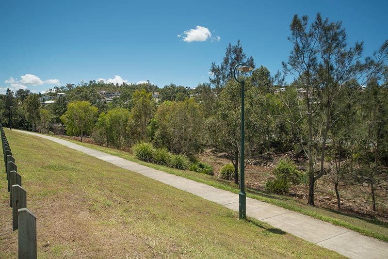 6 Kabi Place, PACIFIC PINES QLD 4211, Pacific Pines - Thumbnail 3