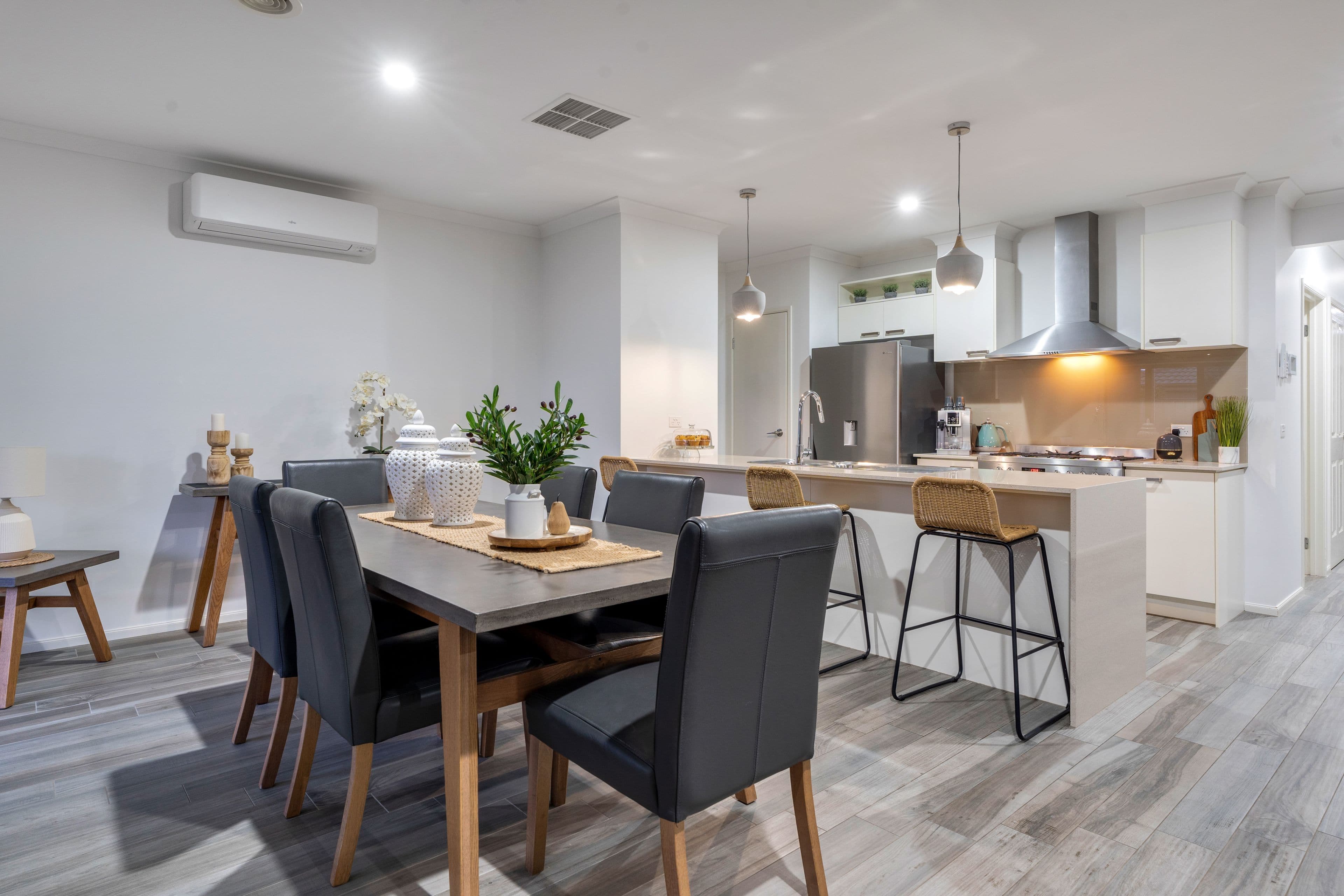 17 Creekbridge Street, Craigieburn VIC 3064, Craigieburn - Thumbnail 7