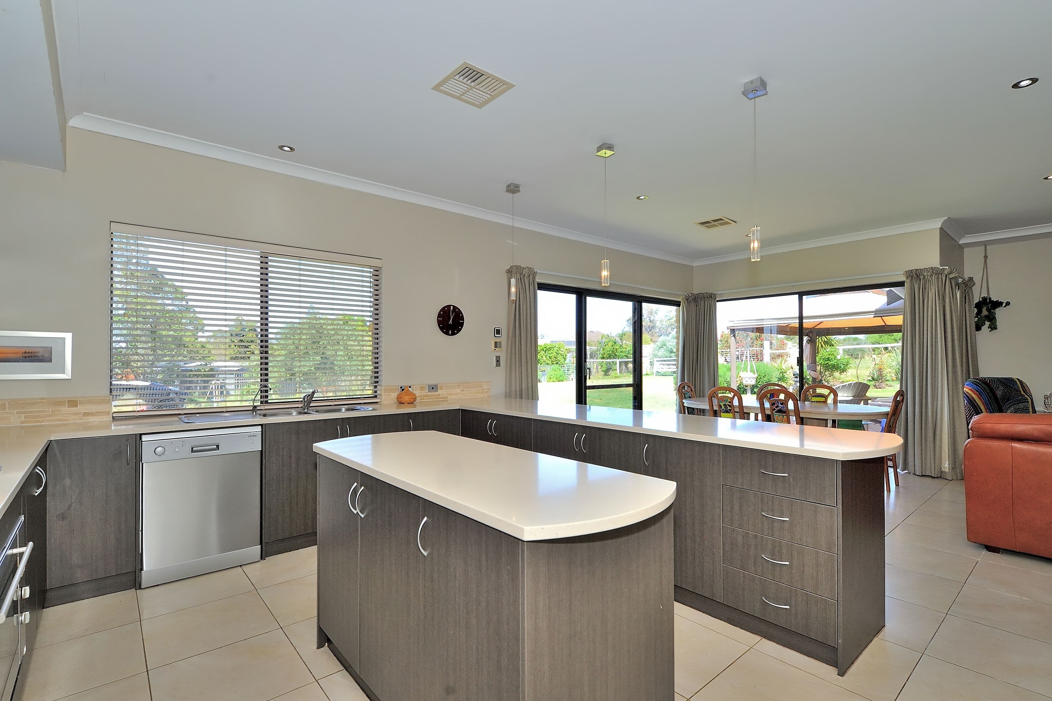 38 Fraser Close, Muchea WA 6501, Muchea - Thumbnail 7