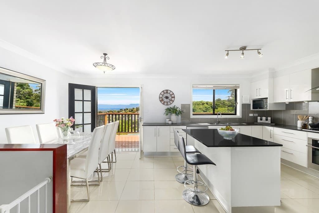 27 Pennant Cres, Berkeley - Image 1