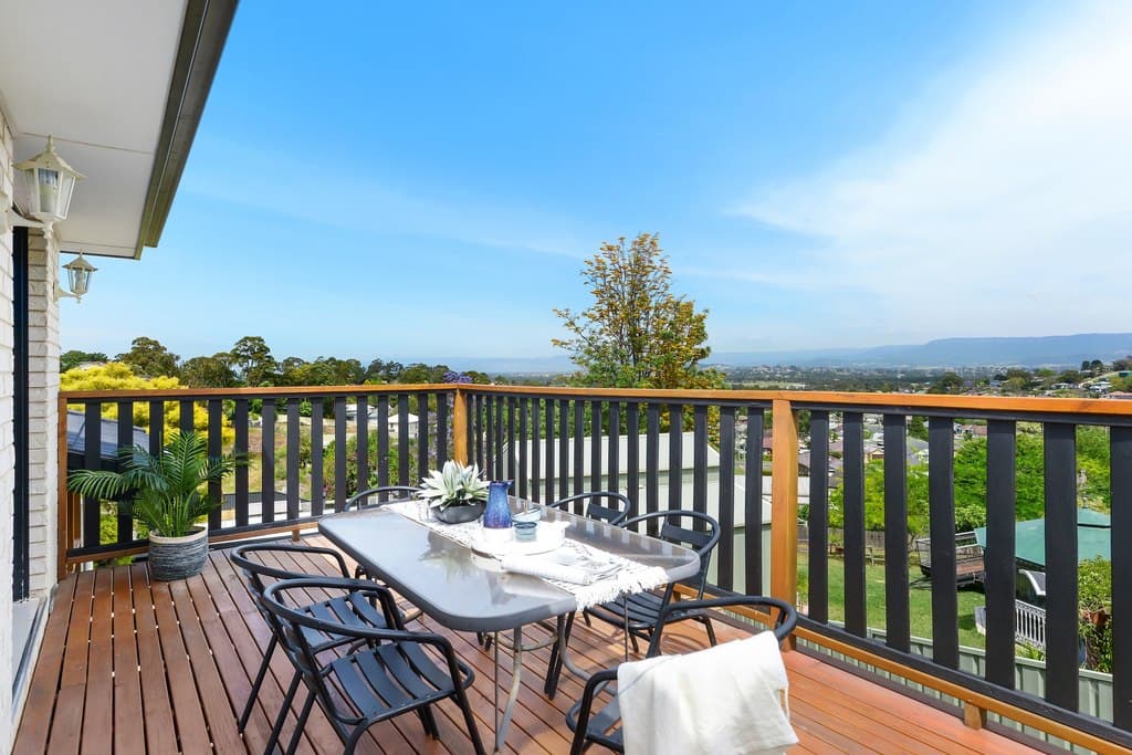 27 Pennant Cres, Berkeley - Thumbnail 3