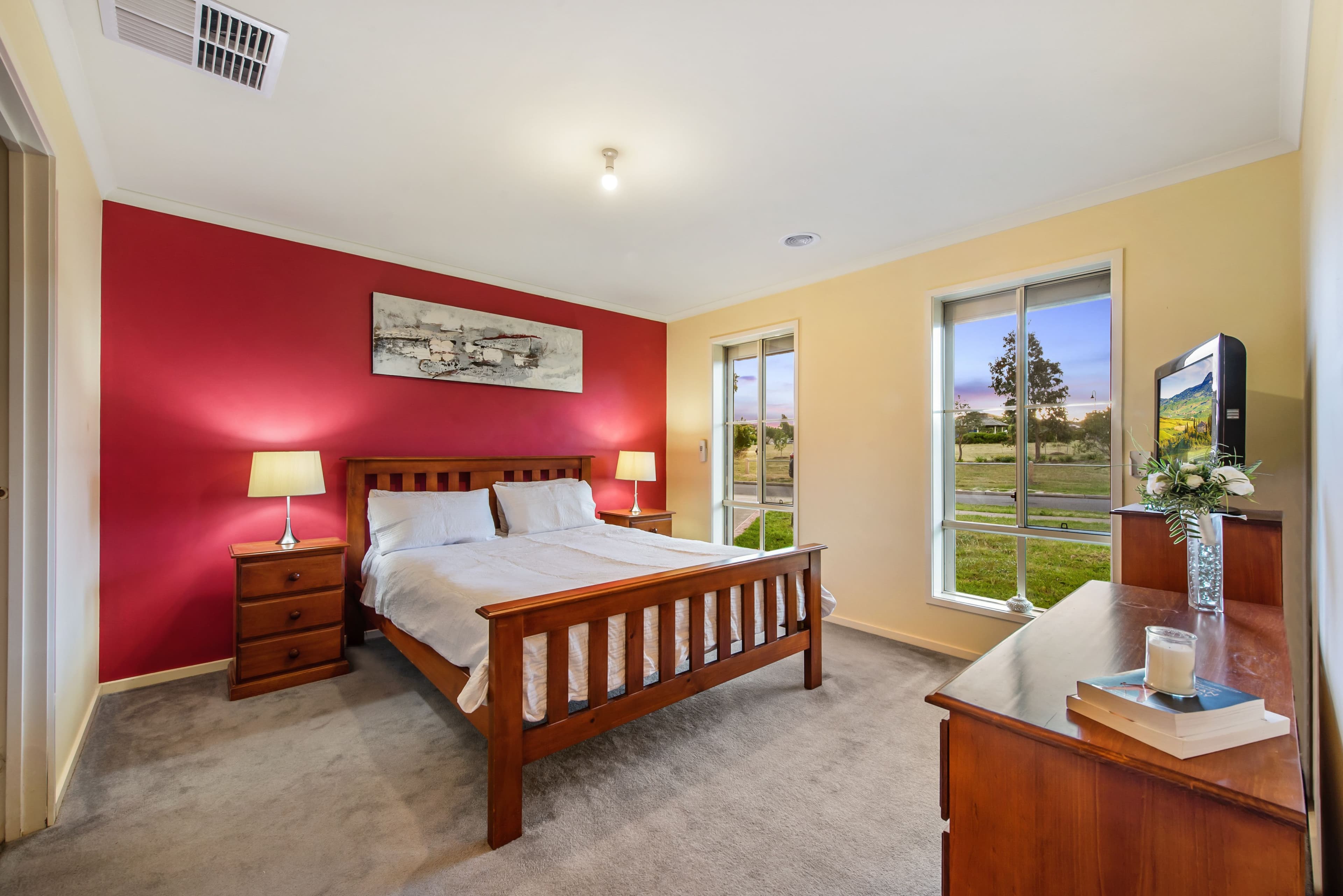 1 Stadan Place, Hillside VIC 3037, Hillside - Thumbnail 3