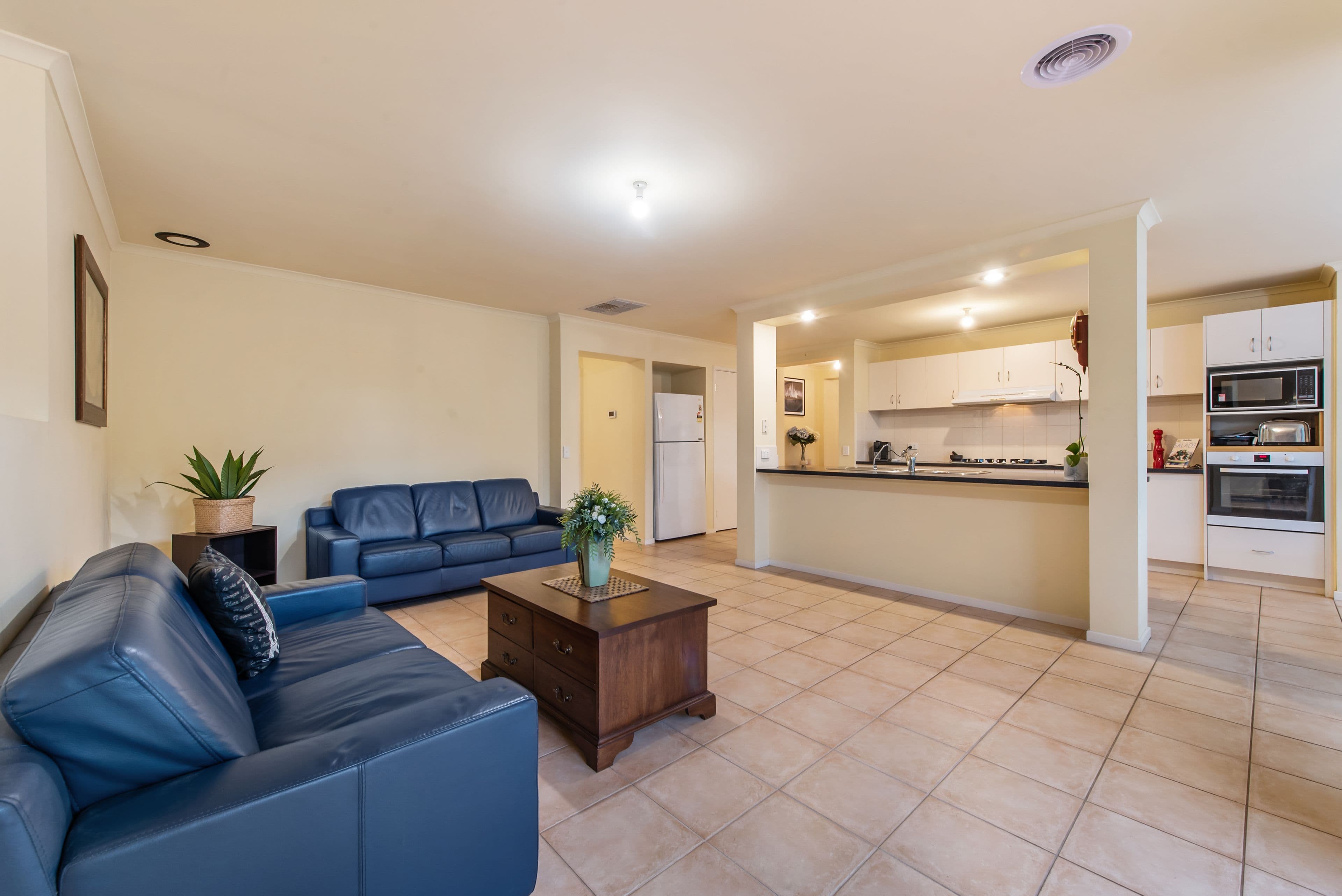 1 Stadan Place, Hillside VIC 3037, Hillside - Thumbnail 7