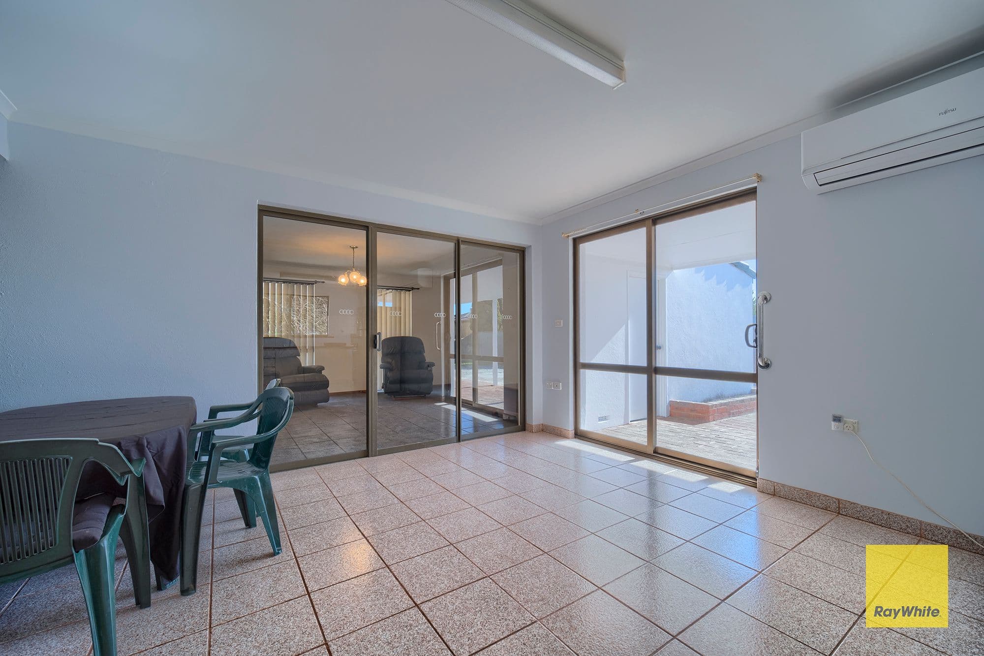 13 Bundara Close, Little Grove WA 6330, Little Grove - Thumbnail 5