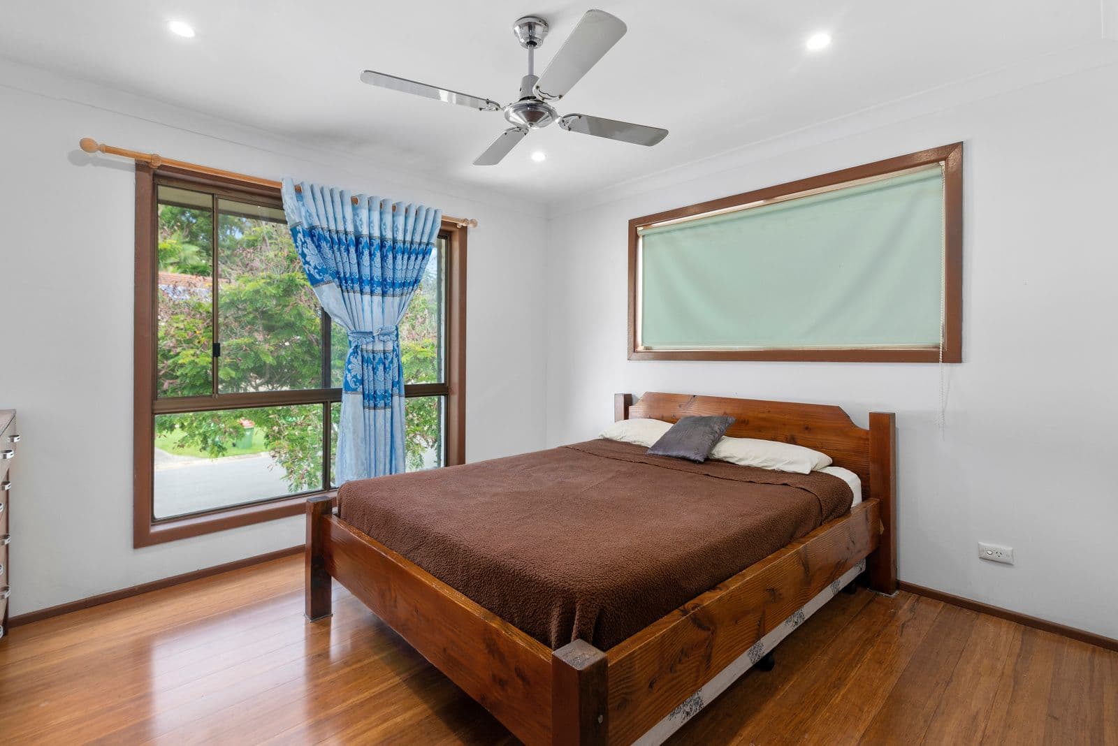 28 Currant Street, Elanora QLD 4221, Elanora - Thumbnail 6