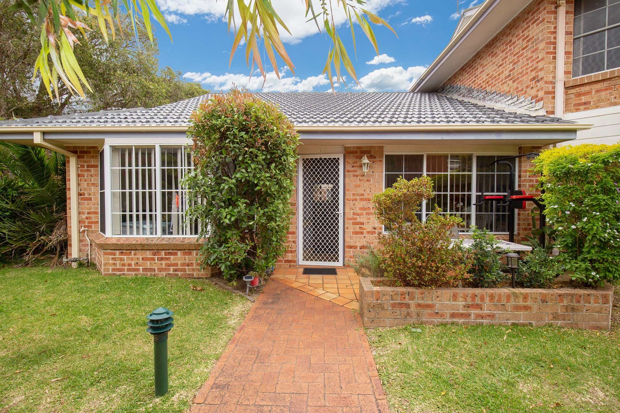 90 Brooks Street, Cooks Hill NSW 2300, Cooks Hill - Image 1