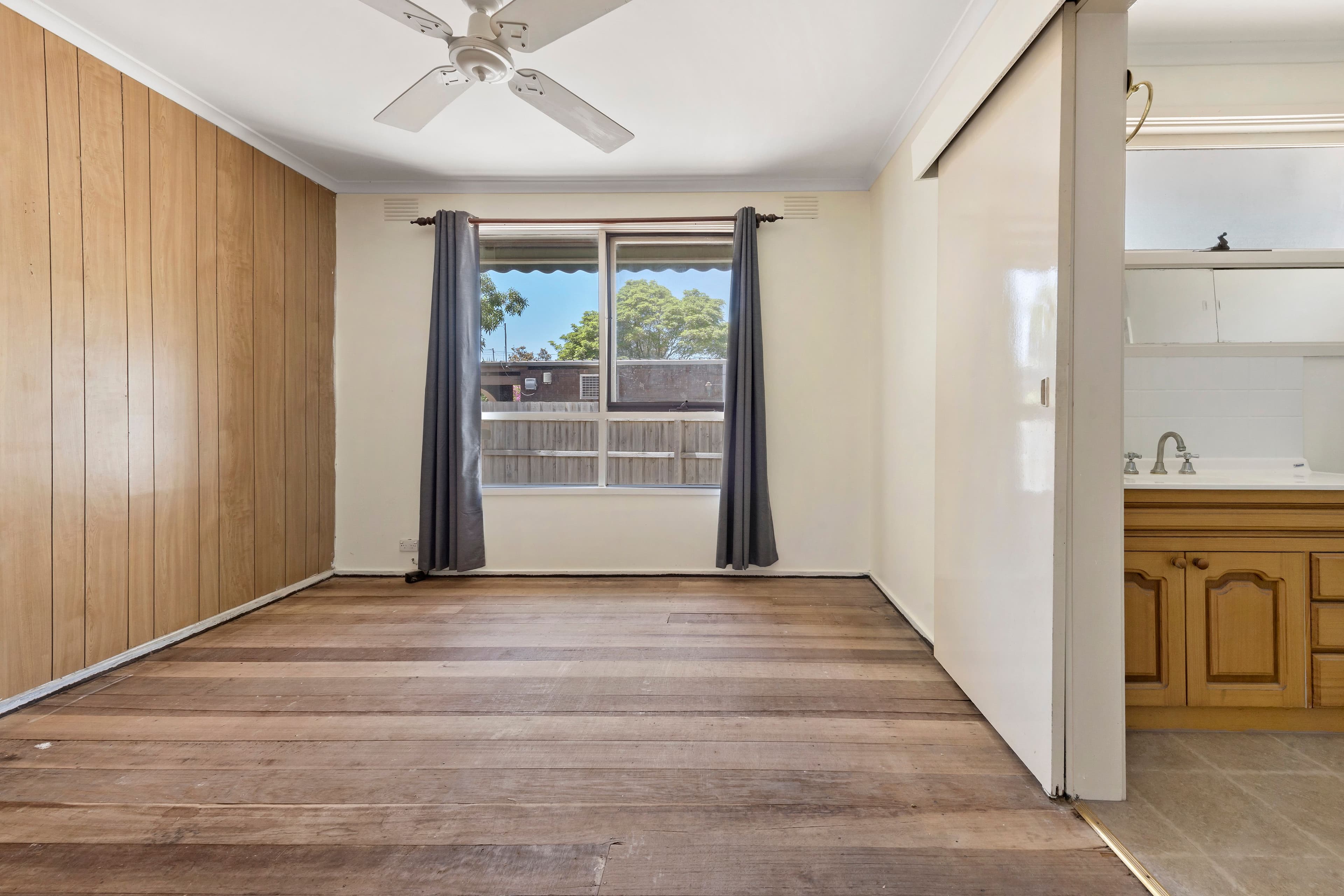 18 Fenfield Street, Cranbourne VIC 3977, Cranbourne - Thumbnail 4
