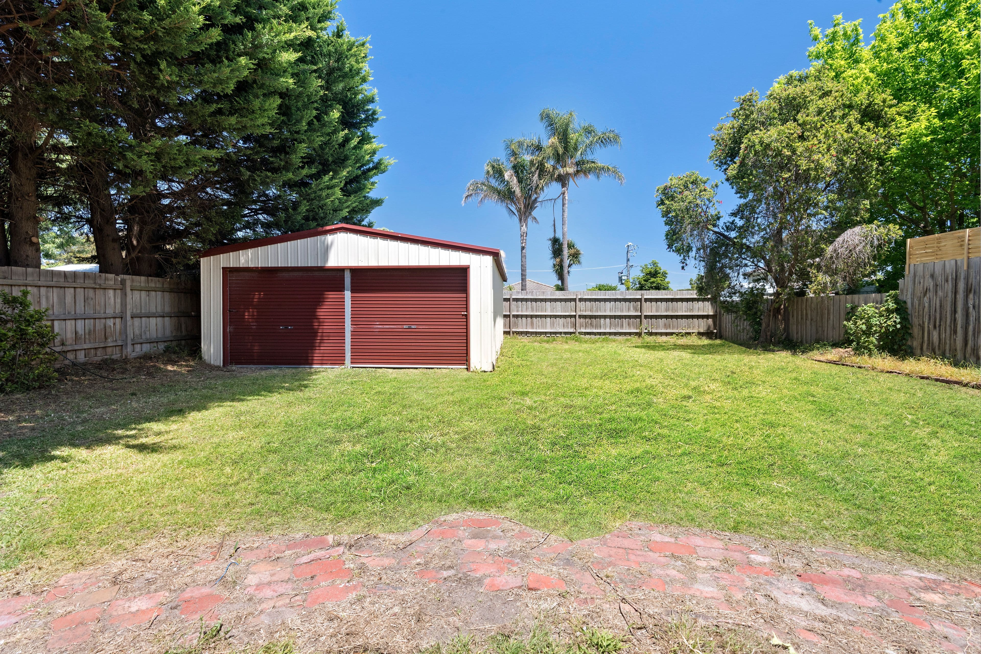 18 Fenfield Street, Cranbourne VIC 3977, Cranbourne - Thumbnail 7