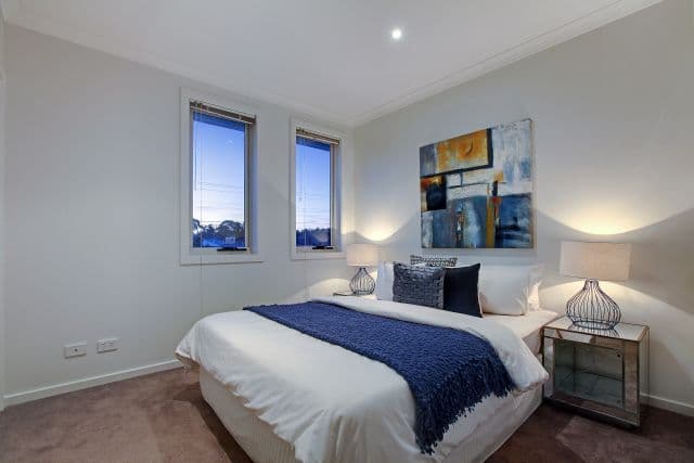 8 John Street, Oak Park VIC 3046, Oak Park - Thumbnail 6