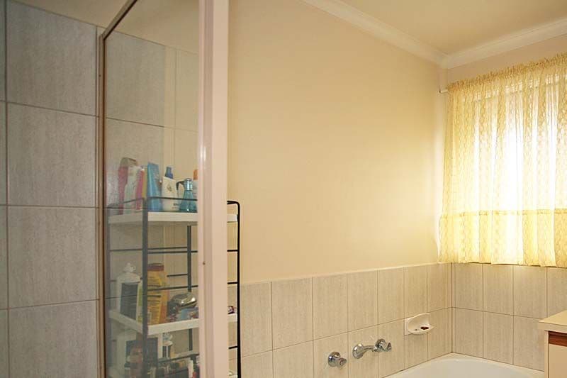 212 Gallaghers Road, GLEN WAVERLEY VIC 3150, Glen Waverley - Thumbnail 6